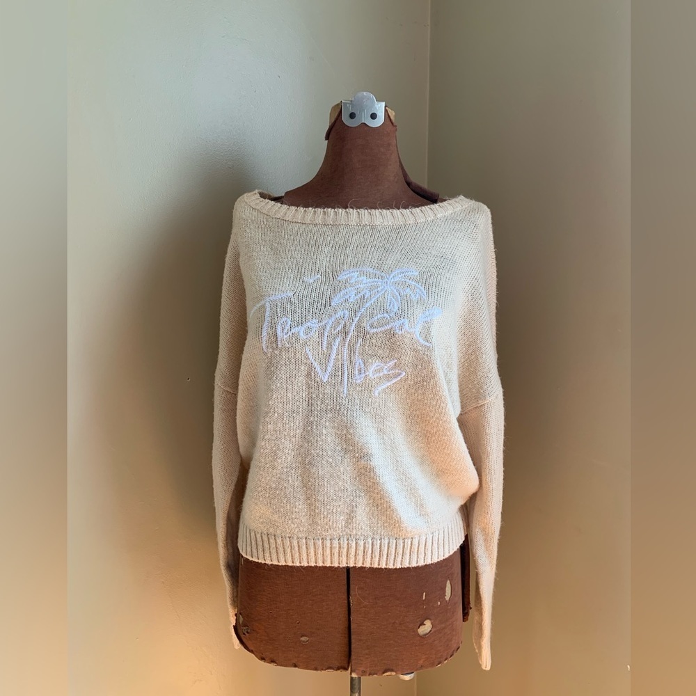 Beachly x Goldfish kiss tropical vibe summer sweater beachy vacation resortwear